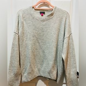 Vince Camuto sweater